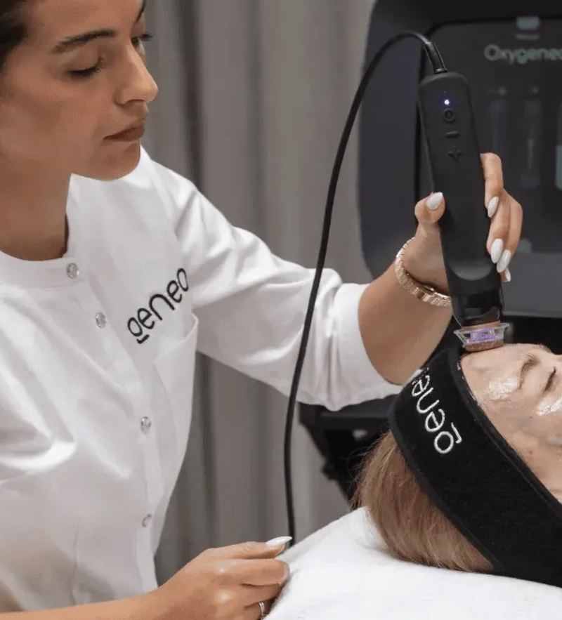 Glo2Facial oxygenating treatment in progress